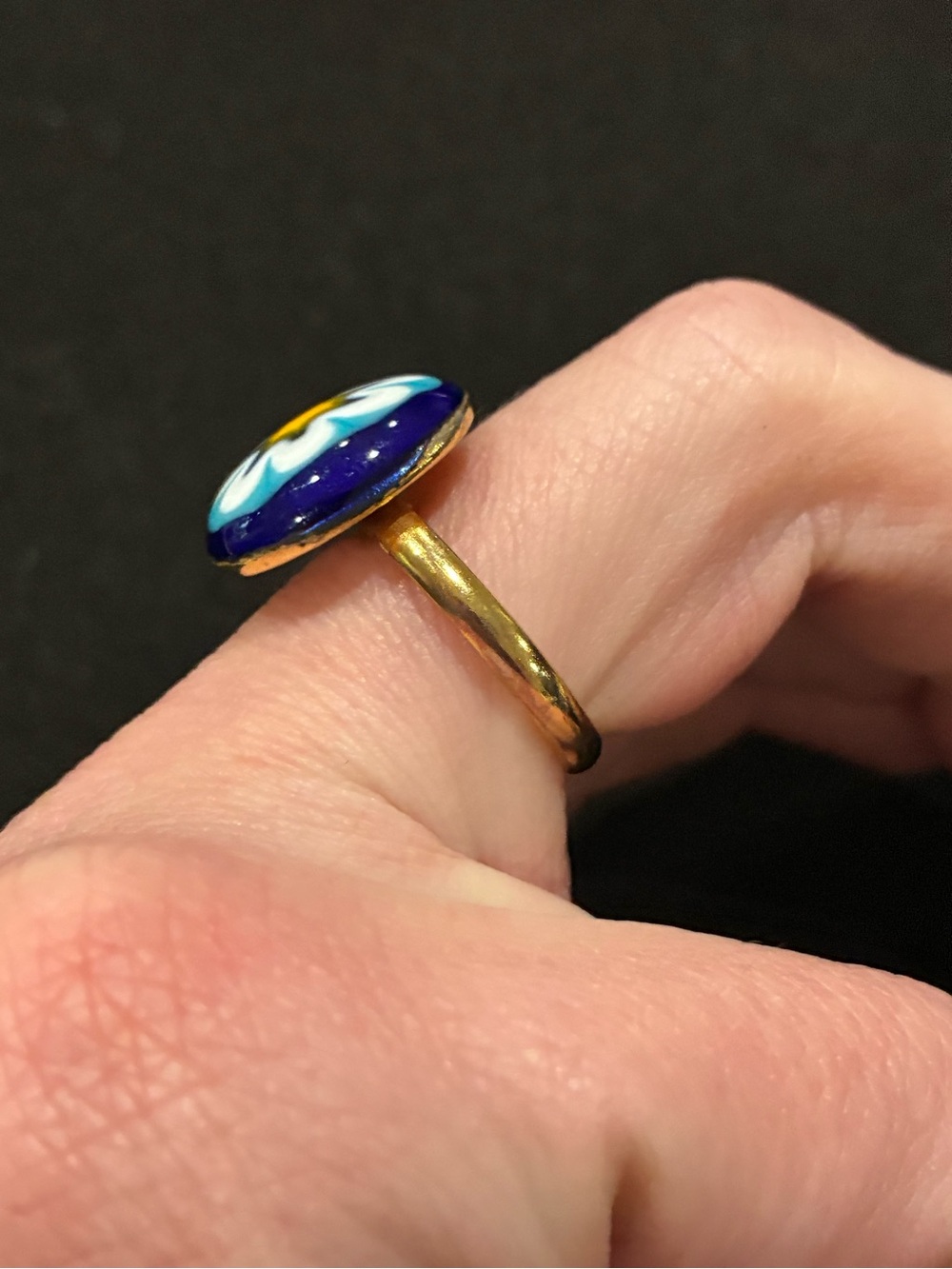 Vintage Mid Century Murano Glass Ring - Picture 4 of 8